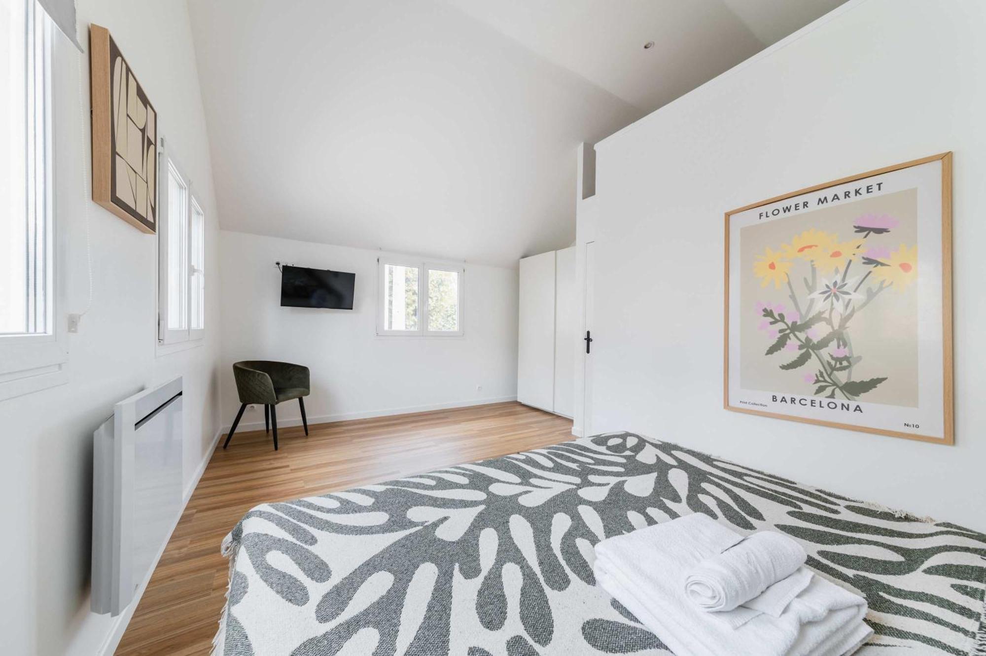 Villa Romainville Paris Pour 8 Personnes - Flat-Guest Exterior photo