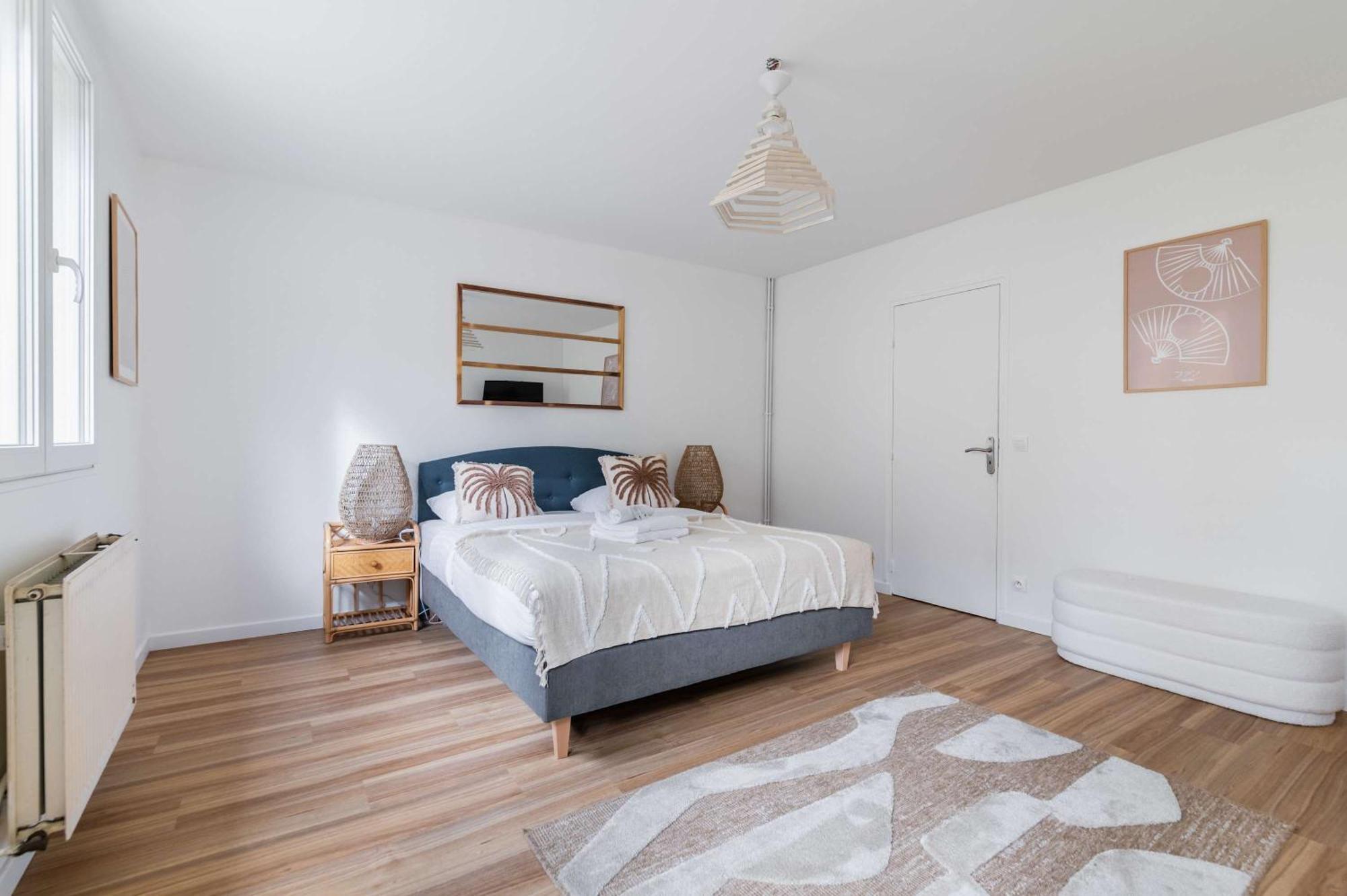 Villa Romainville Paris Pour 8 Personnes - Flat-Guest Exterior photo